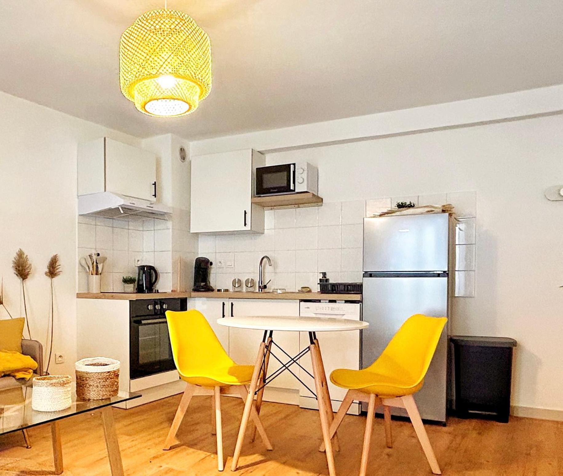 Cosy Ocre Apartment Arles Exterior photo