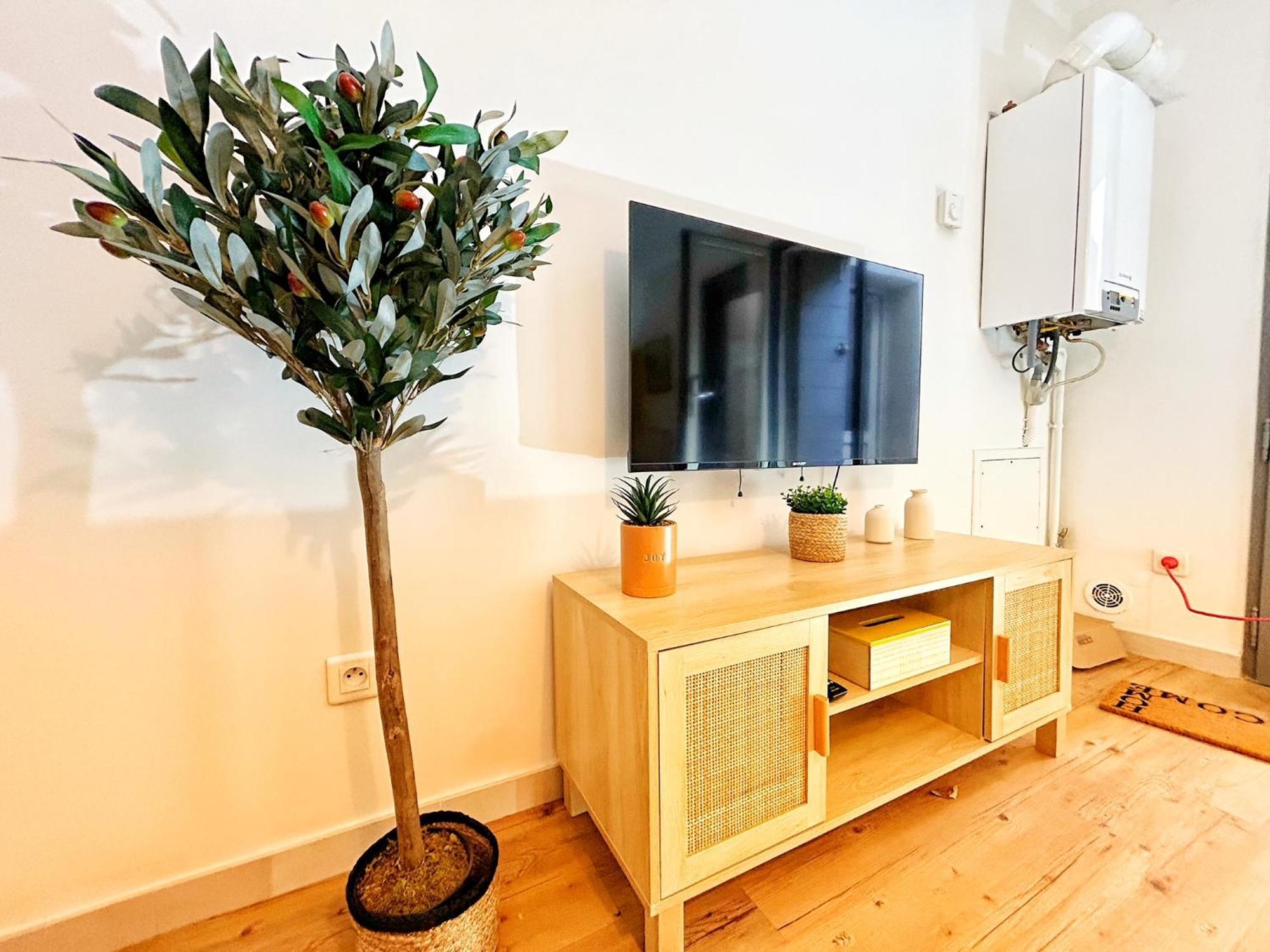 Cosy Ocre Apartment Arles Exterior photo